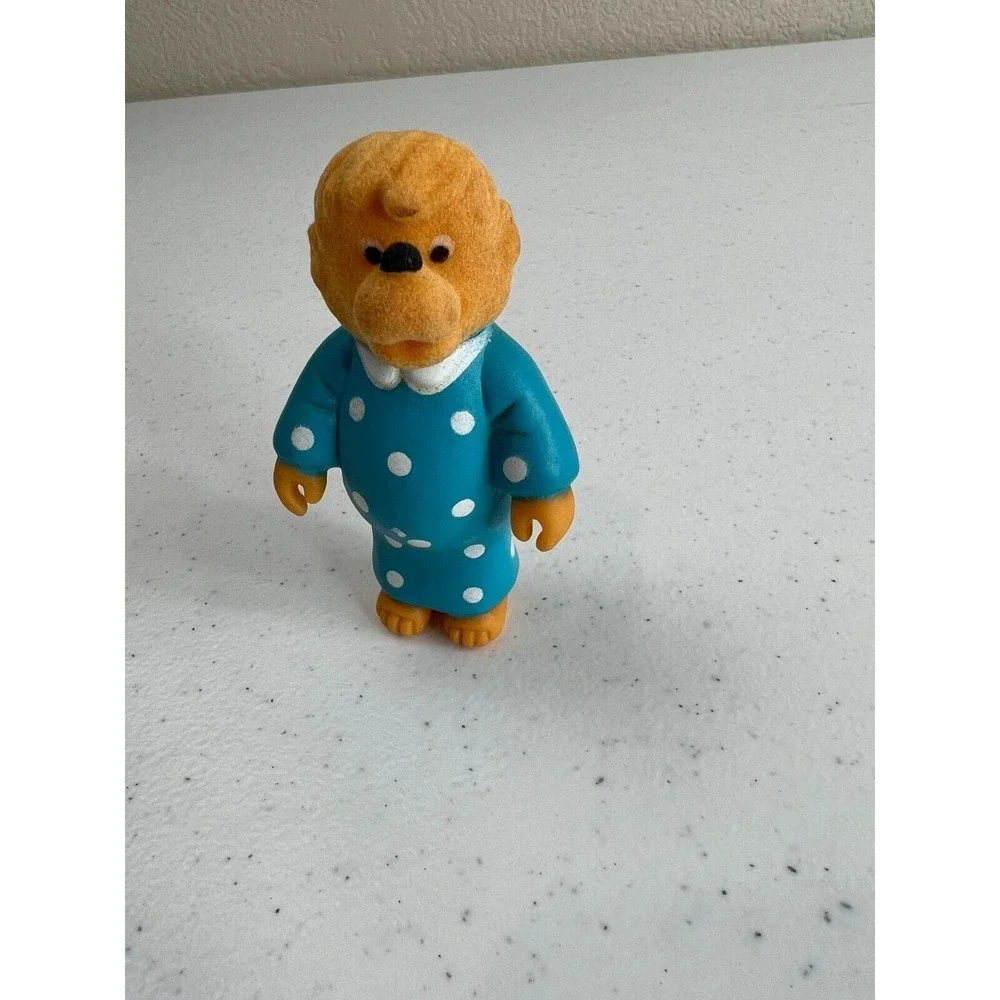 Vintage Berenstain Bears Mama Bear Blue Polka Dotted Plastic Action‎ Figure